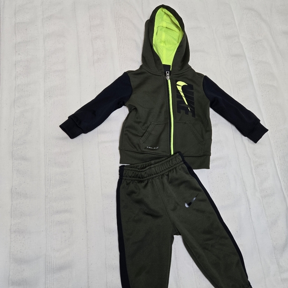 Nike Little Boys Tracksuit Full-Zip Hoodie & Jogger Pants Set Dark Green 12M - Picture 4 of 13